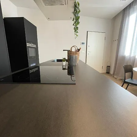 Monari 23 * Forlì
