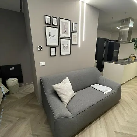 Monari 23 * Forlì