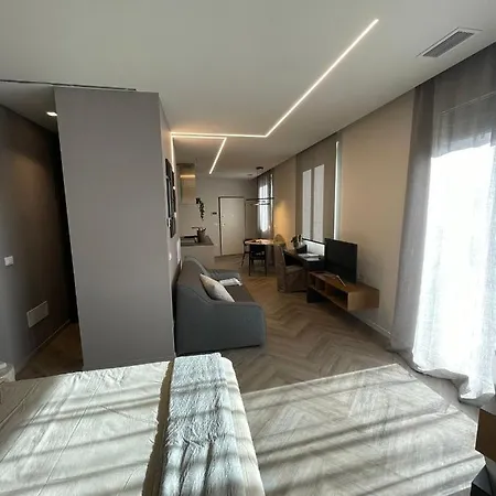 Monari 23 פורלי